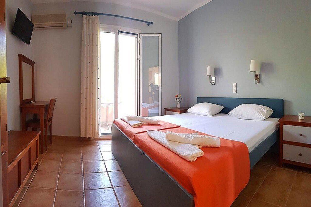 Aggelina S Apartments Xi Beach Eksteriør billede
