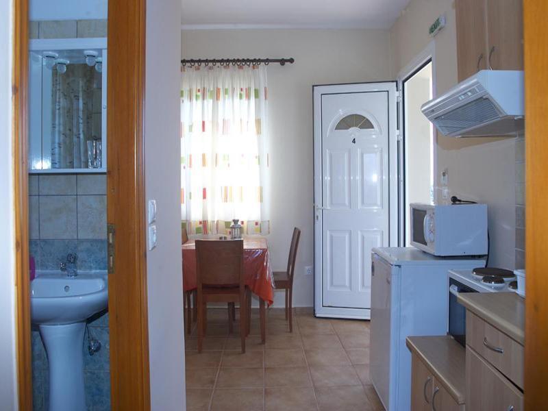 Aggelina S Apartments Xi Beach Eksteriør billede