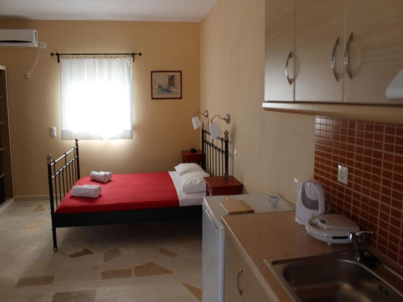 Aggelina S Apartments Xi Beach Eksteriør billede