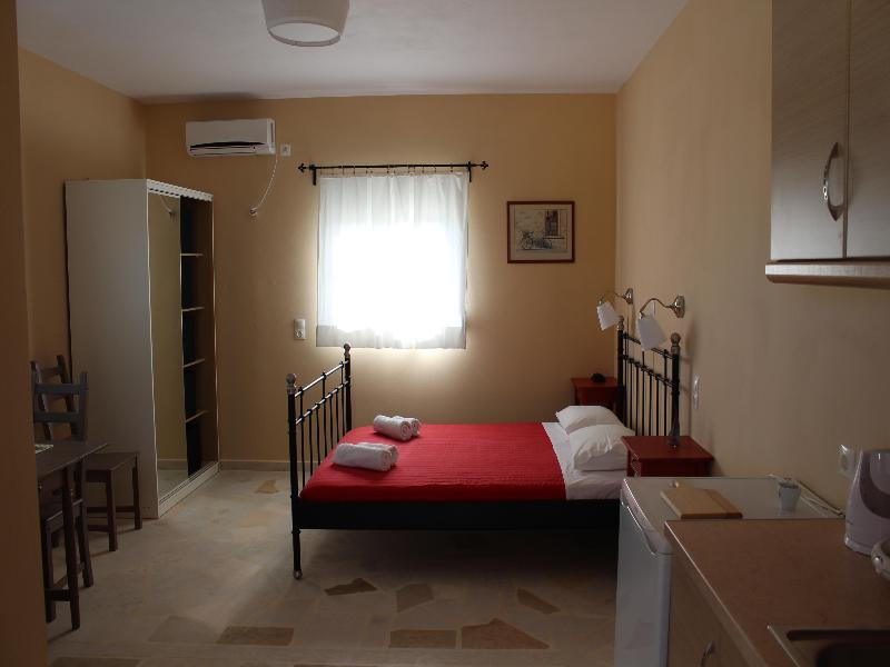 Aggelina S Apartments Xi Beach Eksteriør billede